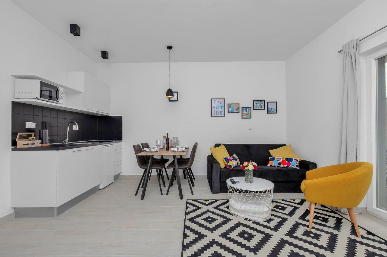 Apartments Morpheus Makarska Exterior foto